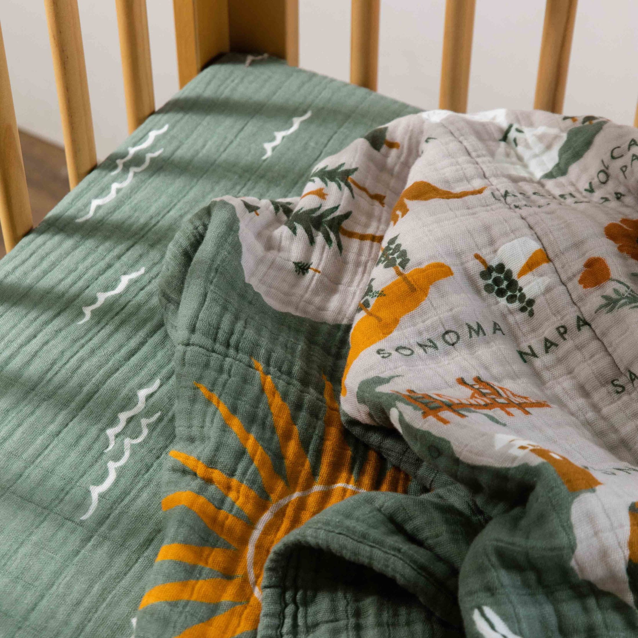 Babyletto Crib Sheet in GOTS Certified Organic Muslin Cotton