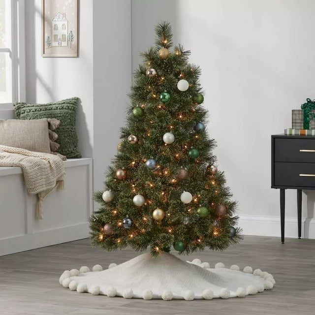 4.5' PreLit Virginia Pine Artificial Christmas Tree Clear Lights