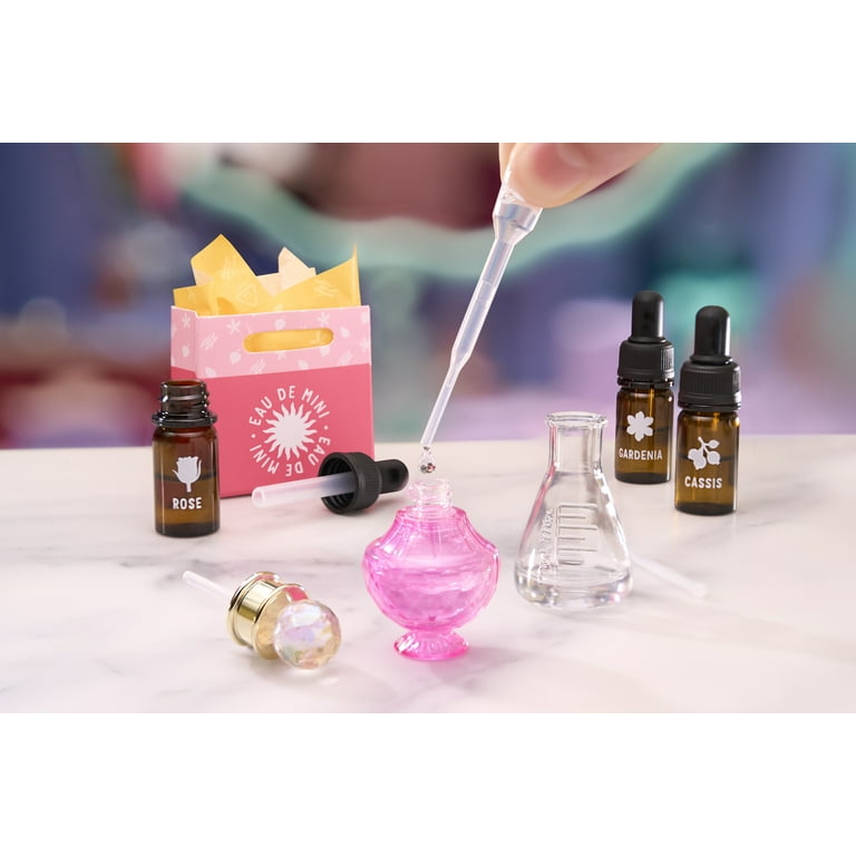 MGA's Miniverse - Make It Mini Fragrances Mini Collectibles, Blind