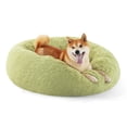 thumbnail image 1 of Cama para perros Bedsure Calming Donut, lavable para perros de tamaño mediano, color verde, 1 of 6