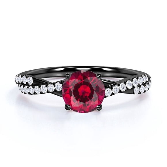 JeenMata Anillo de Compromiso con Forma de Garra Infinity con Detalles Pavé: Rubí y Moissanita Creados en Laboratorio de Forma Redonda de 1 TCW; Baño de Oro Negro de 18 K sobre Plata