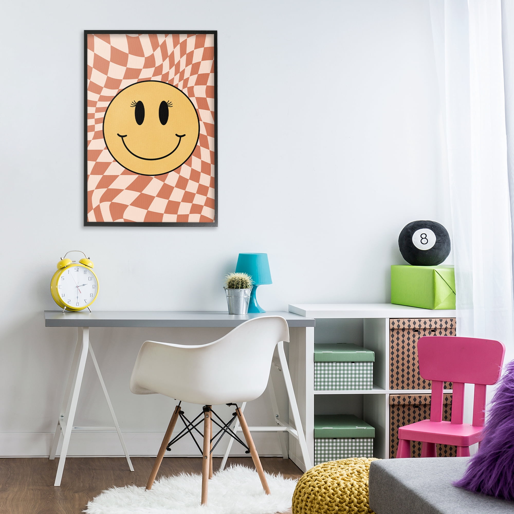 Stupell Industries Wavy Checkered Smiley Novelty Painting Black Framed Art Print Wall Art, 20 x 30