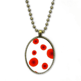 thumbnail image 1 of Resumen El círculo rojo Flores Pintura arte Collar Colgante de cadena vintage Colección de joyas colgantes Unbranded M, 1 of 3