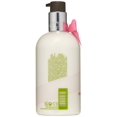 thumbnail image 3 of Loción de manos Molton Brown Enriching Ruibarb & Rose 300 ml, 3 of 3