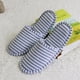 thumbnail image 5 of Zapatillas de viaje cómodas para hombre y mujer con rayas azules plegables para uso en hoteles, 5 of 8