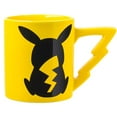 thumbnail image 2 of Pokemon Pokemon 801519 Tasse en Céramique 20 oz Pikachu avec Poignée Sculptée, 2 of 4