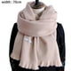 thumbnail image 2 of Bufanda de invierno súper suave y clásica con tacto de cachemira., 2 of 5