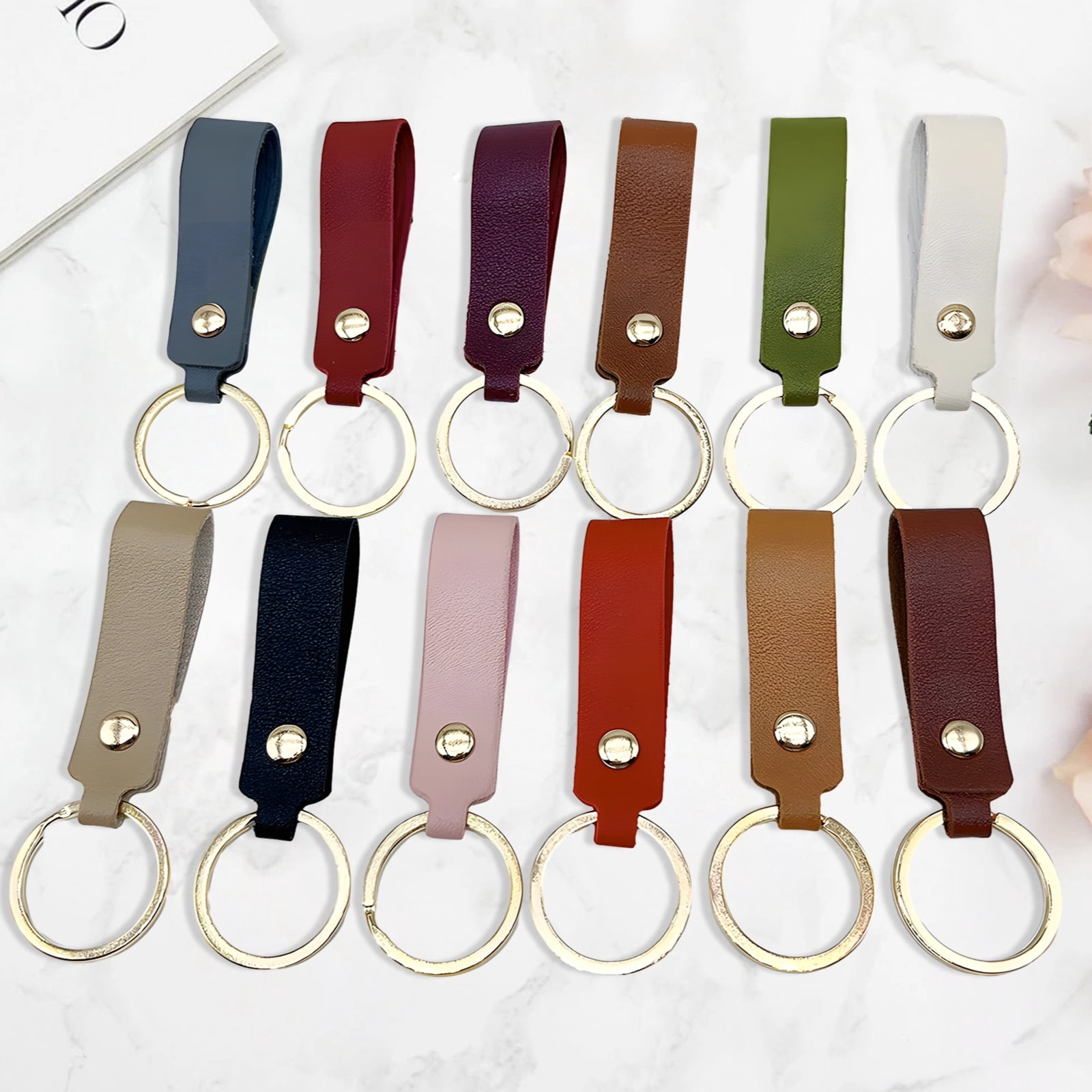 Bulk 100-Pack PU Leather Keychains,Mixed Colors with 1.2 Inch Rings,Soft Faux Leather Key Rings for Party Favors,DIY Crafts,Office, School Supplies,Gift