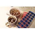 thumbnail image 4 of Bandeja para cubitos de hielo de silicona flexible azul KitchenCraft, 24 moldes para cubitos de hielo, 4 of 5