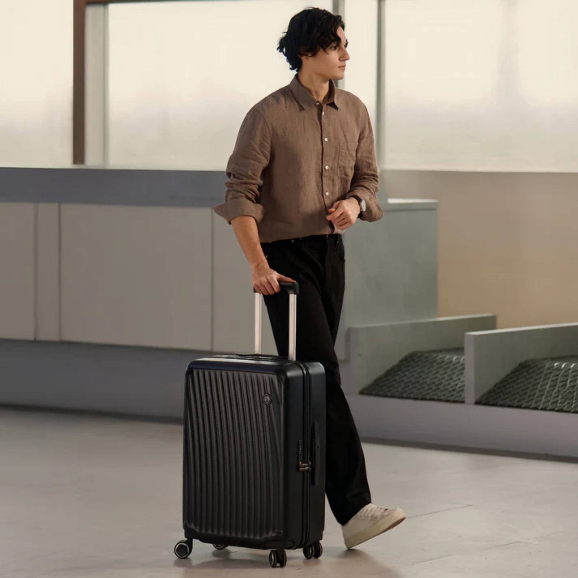OIWAS 20 Inch  Hard-Shell Spinner Carry-on Luggage with TSA Lock