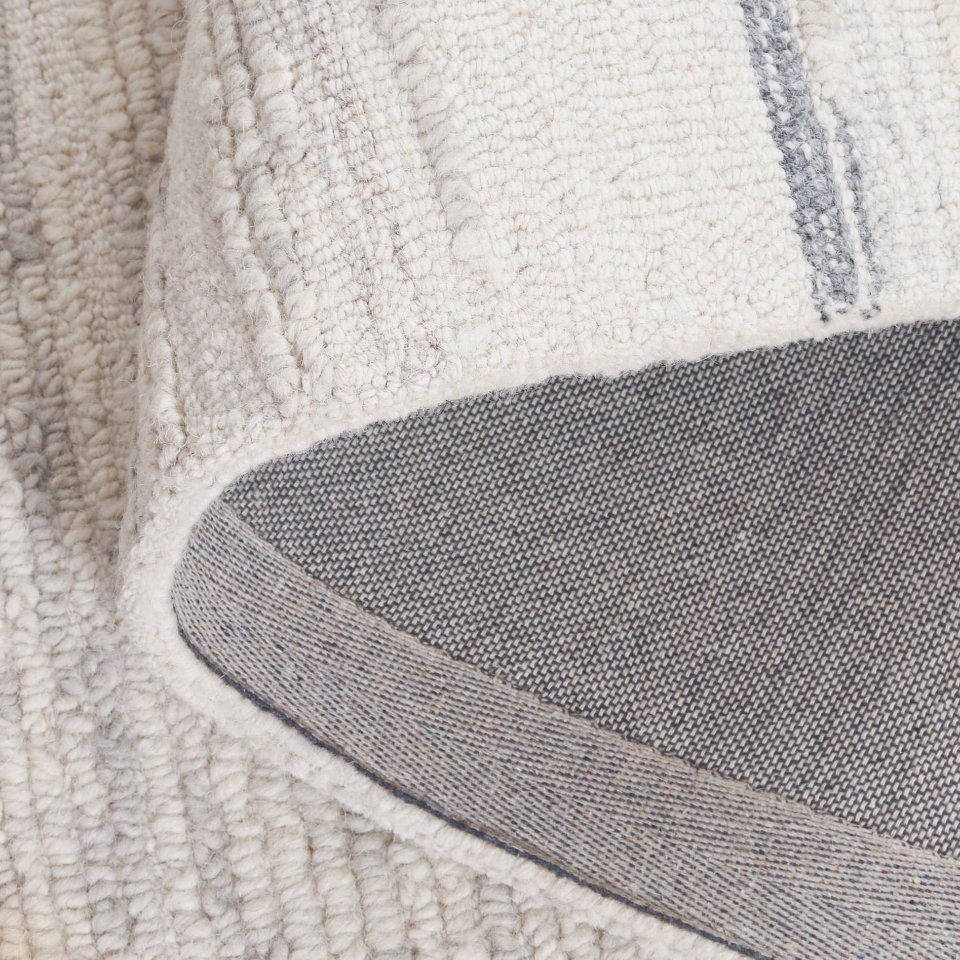 SAFAVIEH Abstract Amery Striped Area Rug, Gray/Ivory, 4' x 6'