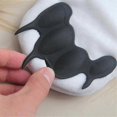 thumbnail image 5 of Bear Claw Design Microwave Oven Gloves for Kitchen Baking and Insulation Use, 5 of 5