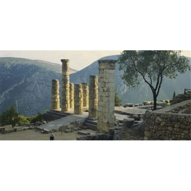 Panoramic Images PPI61579L Haute Vue d'Angle des Colonnes en Ruine Temple de Apollo Delphi Grèce Affiche Imprimée par Panoramic Images - 36 x 12
