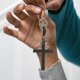 thumbnail image 1 of unbranded Llaveros De Cuero Negro Con Cruz Retro Para Y Uso Diario, 1 of 8