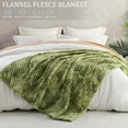 Exclusivo Mezcla Queen Size Flannel Fleece Blanket, 90x90 Inches