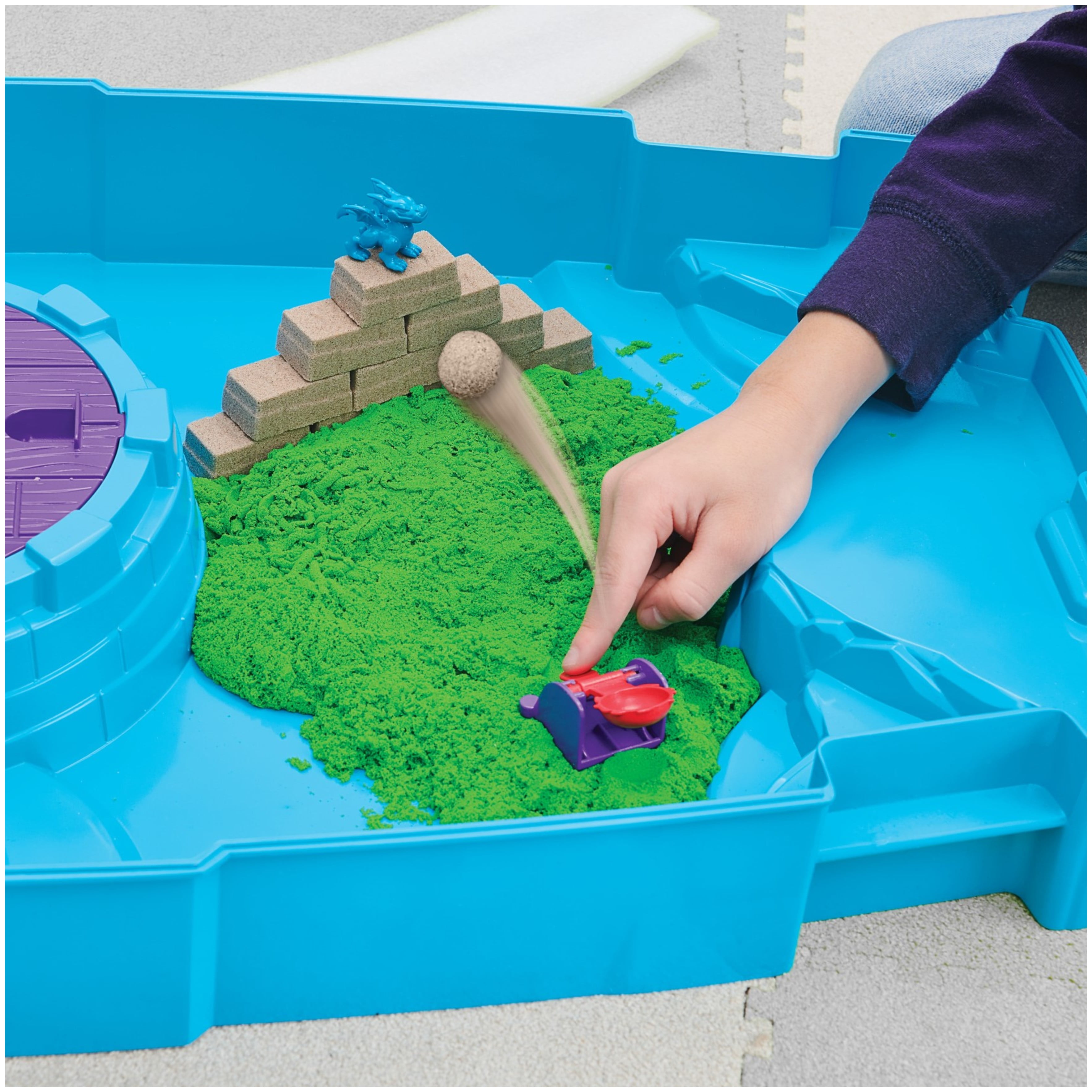  Kinetic Sand, Super Sandbox Set with 10lbs of Kinetic Sand,  Portable Sandbox w/ 10 Molds and Tools, Play Sand Sensory Toys for Kids  Aged 3 and Up : Toys & Games