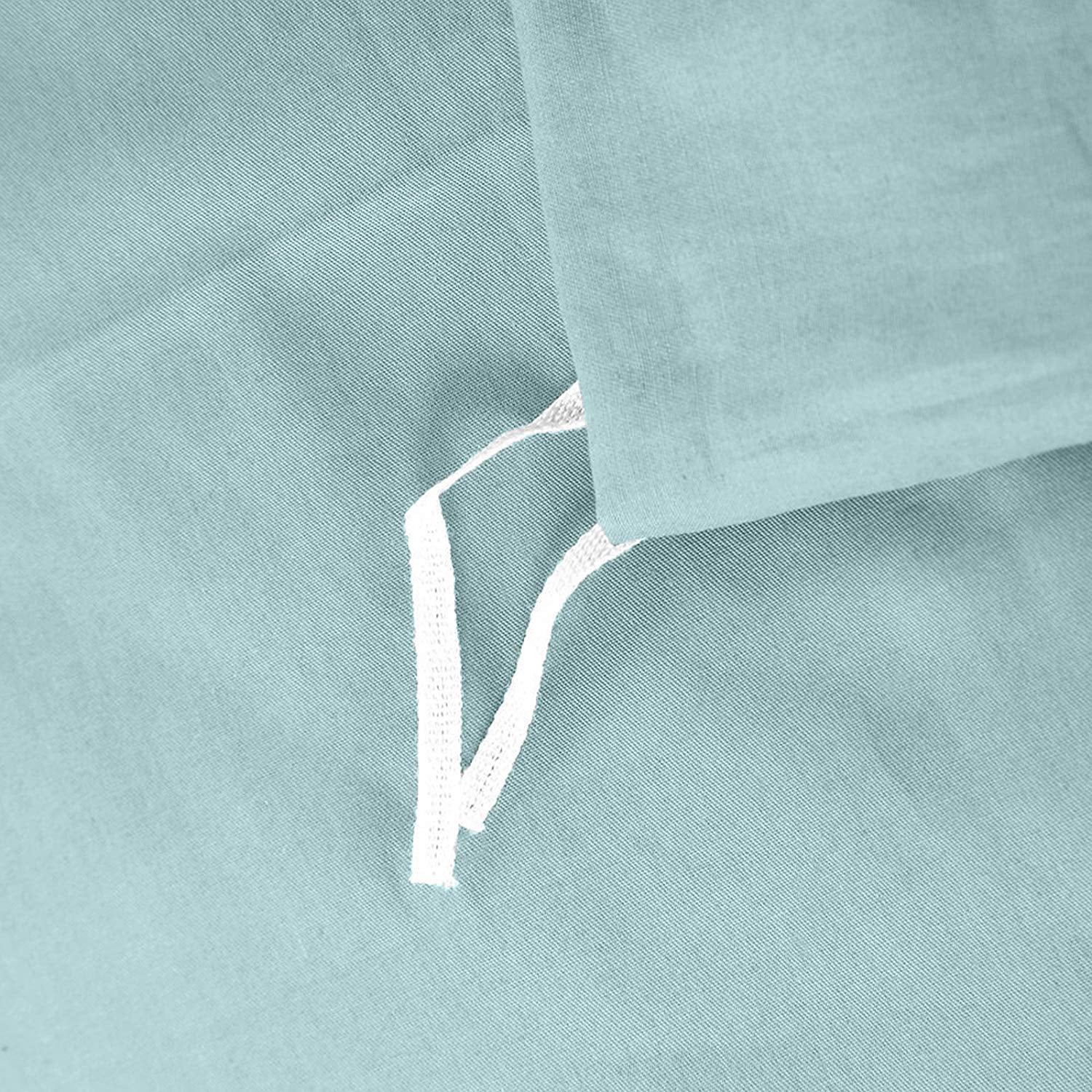 Nestl Bedding 7-Piece King Duvet Cover and Bed Sheet Set - Includes Duvet Cover, Flat Sheet, Fitted Sheets, 2 Pillowcases and 2 Pillow Shams - Complete Luxury Soft Microfiber Bedding Set, Aqua Blue