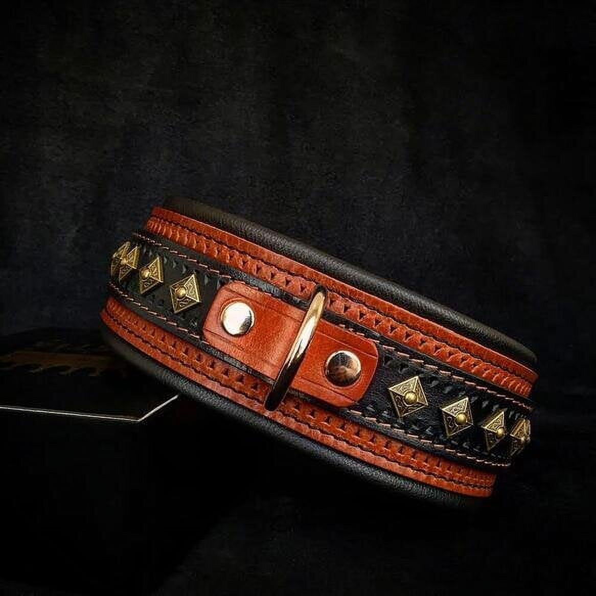 The "Balteus" Brown Leather Dog Collar for Large Dog Breeds