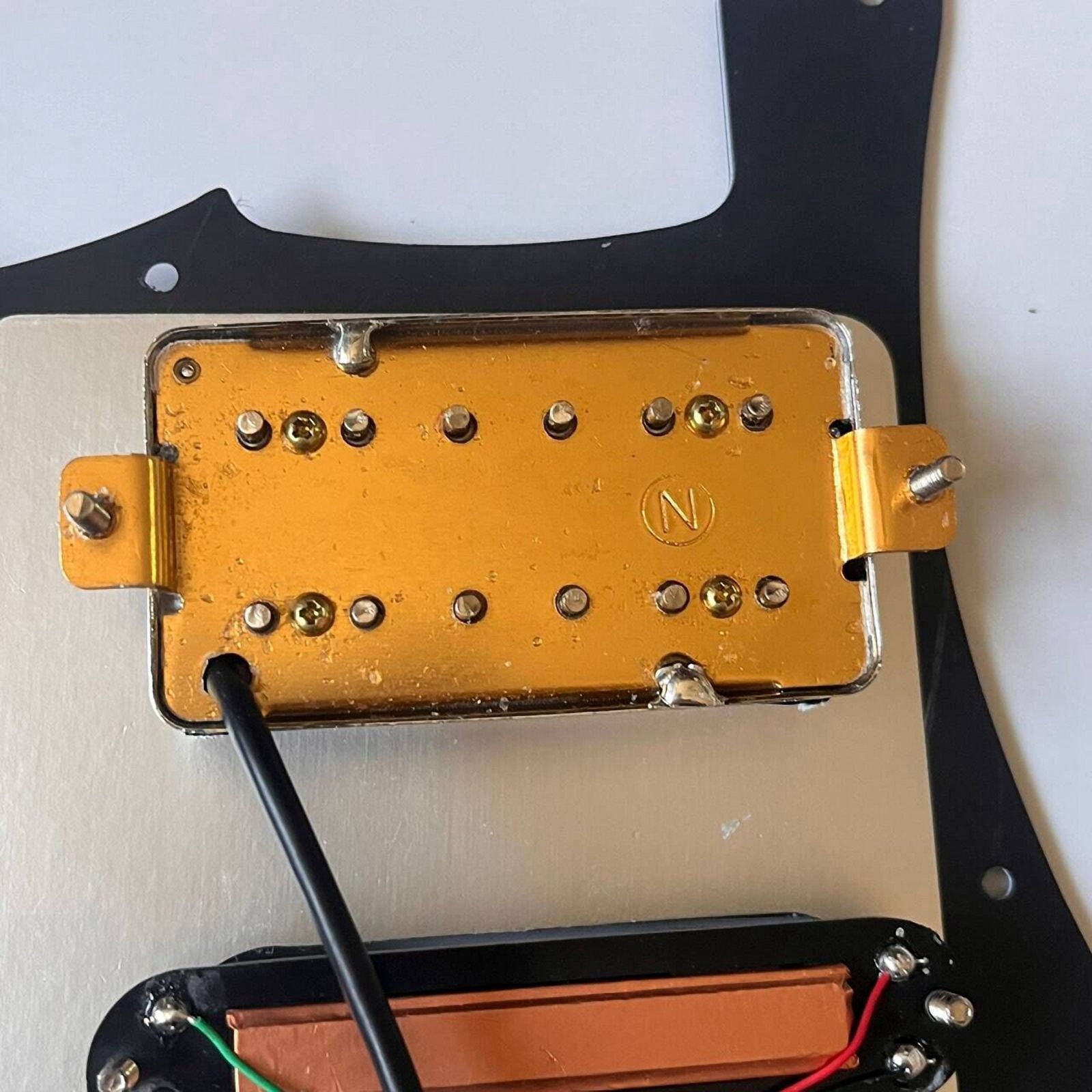HSH Prewired Guitar Strat Pickguard Set with Silent Switch Kill Swith Humbucker Pickups Coil Splitting Switch Multi Switch Harnesses ,For Fender ST Electric Guitar Part Replacement