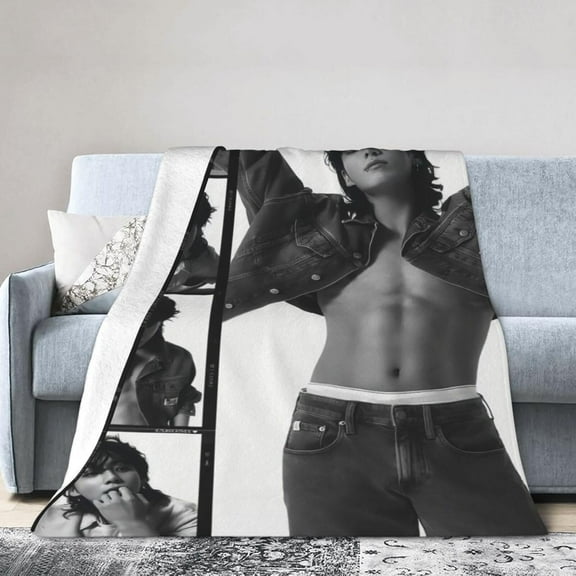 Funny Graphic Blanket for All Seasons Soft Cozy Flannel Throws Blanket Aesthetic Warm Air Conditioner Blanket for Couch Bed Living Room 40"X30"