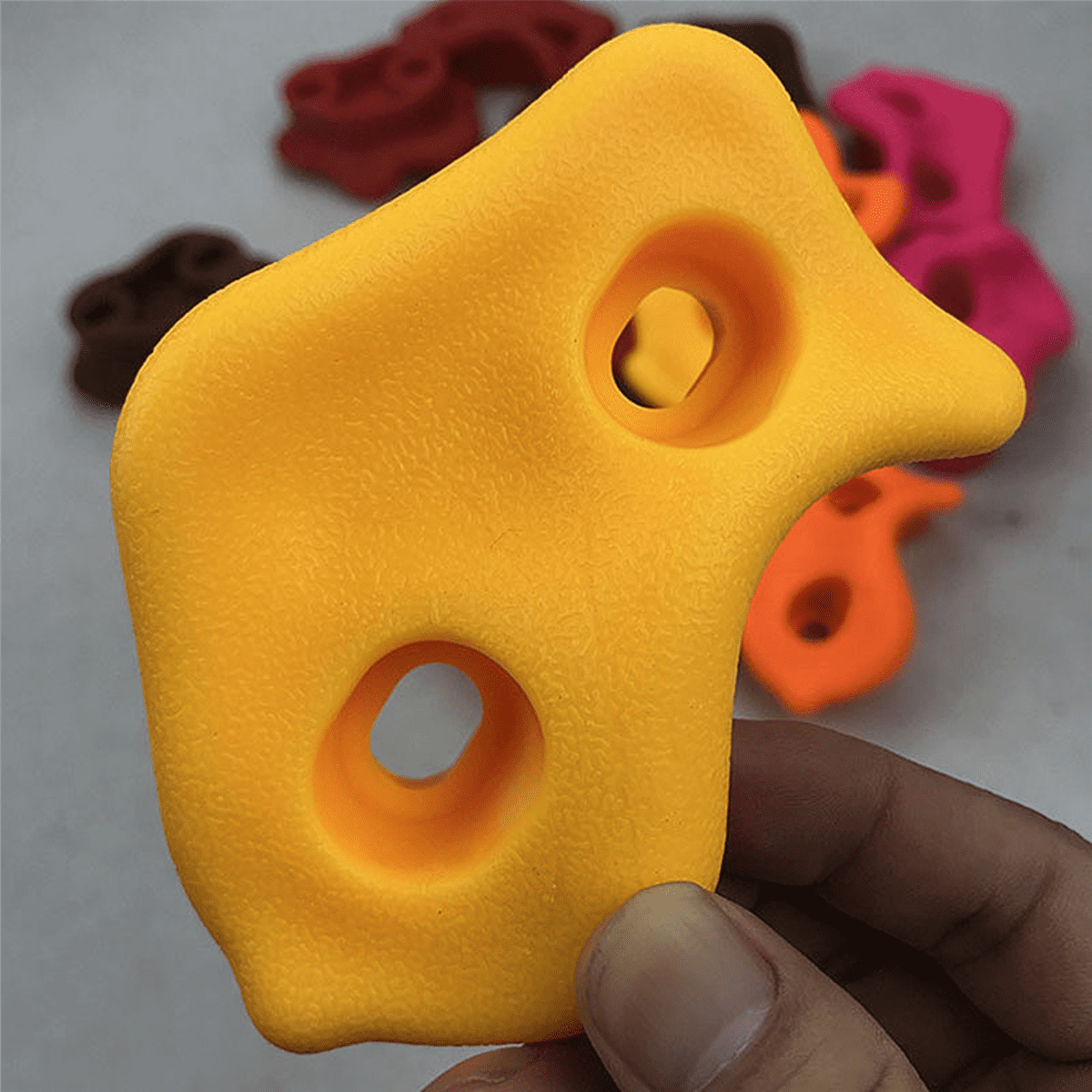 30Pcs Mixed Color Plastic Children Kids Rock Climbing Wood Wall Hand Feet Holds Grip Kits with Screws