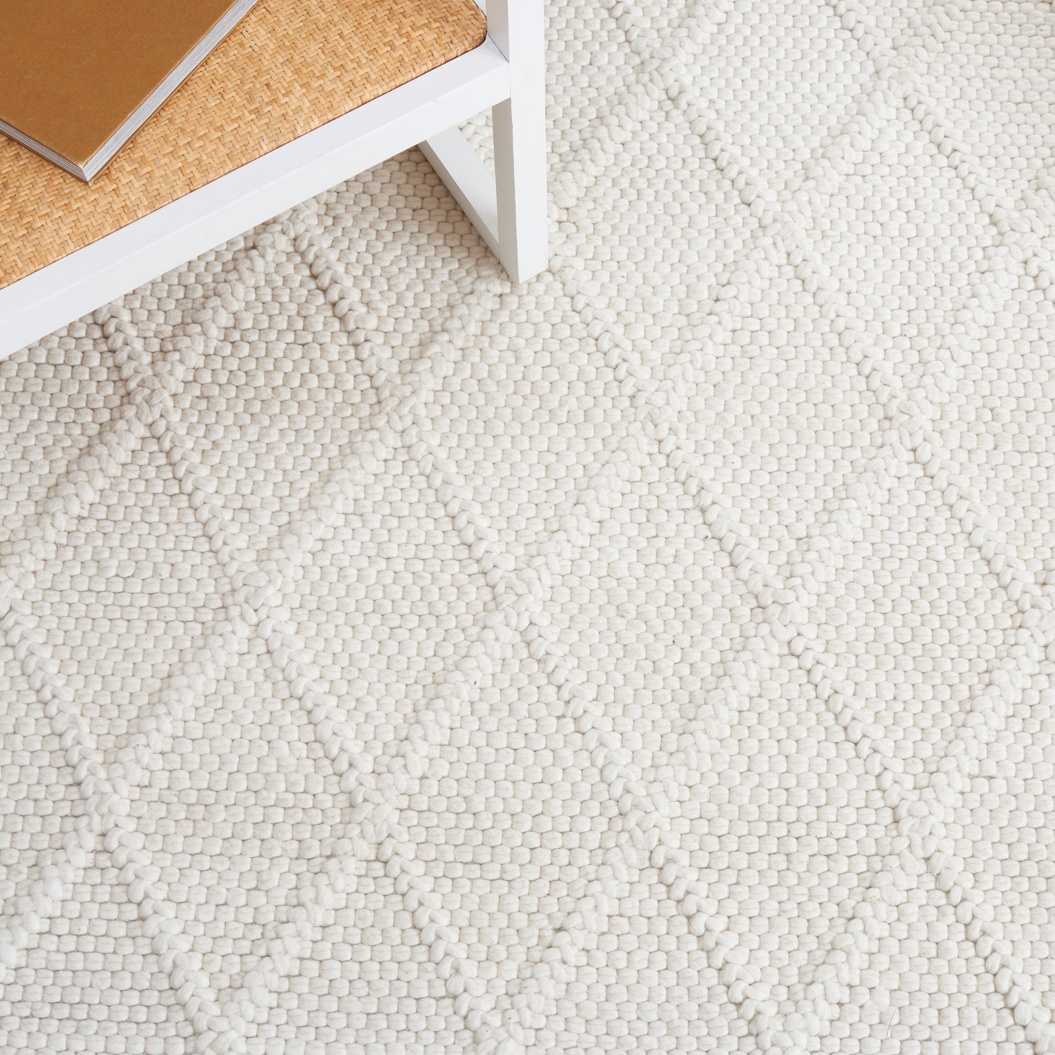SAFAVIEH Natura Tracery Geometric Runner Rug, Ivory, 2'3" x 6'