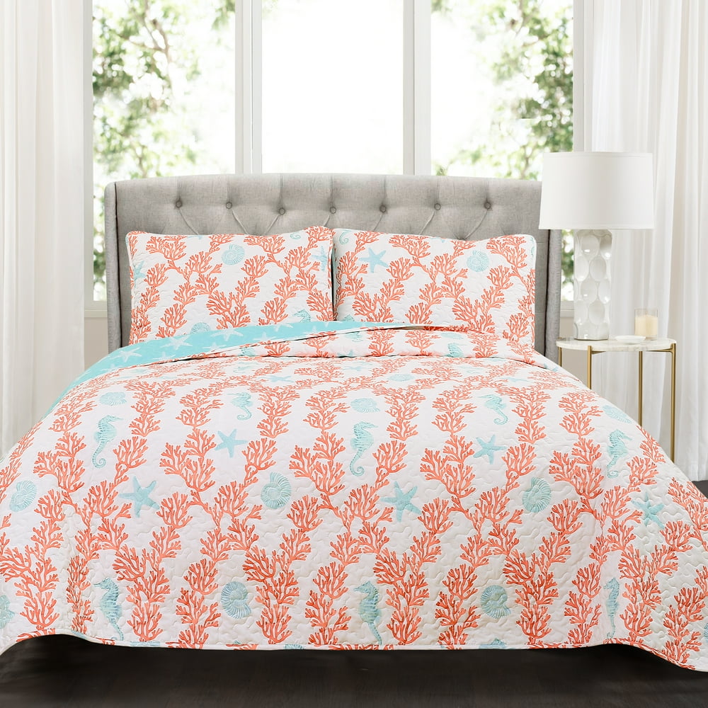 Lush Decor Dina Coral Coastal Cotton Reversible Quilt, Full/Queen, Blue