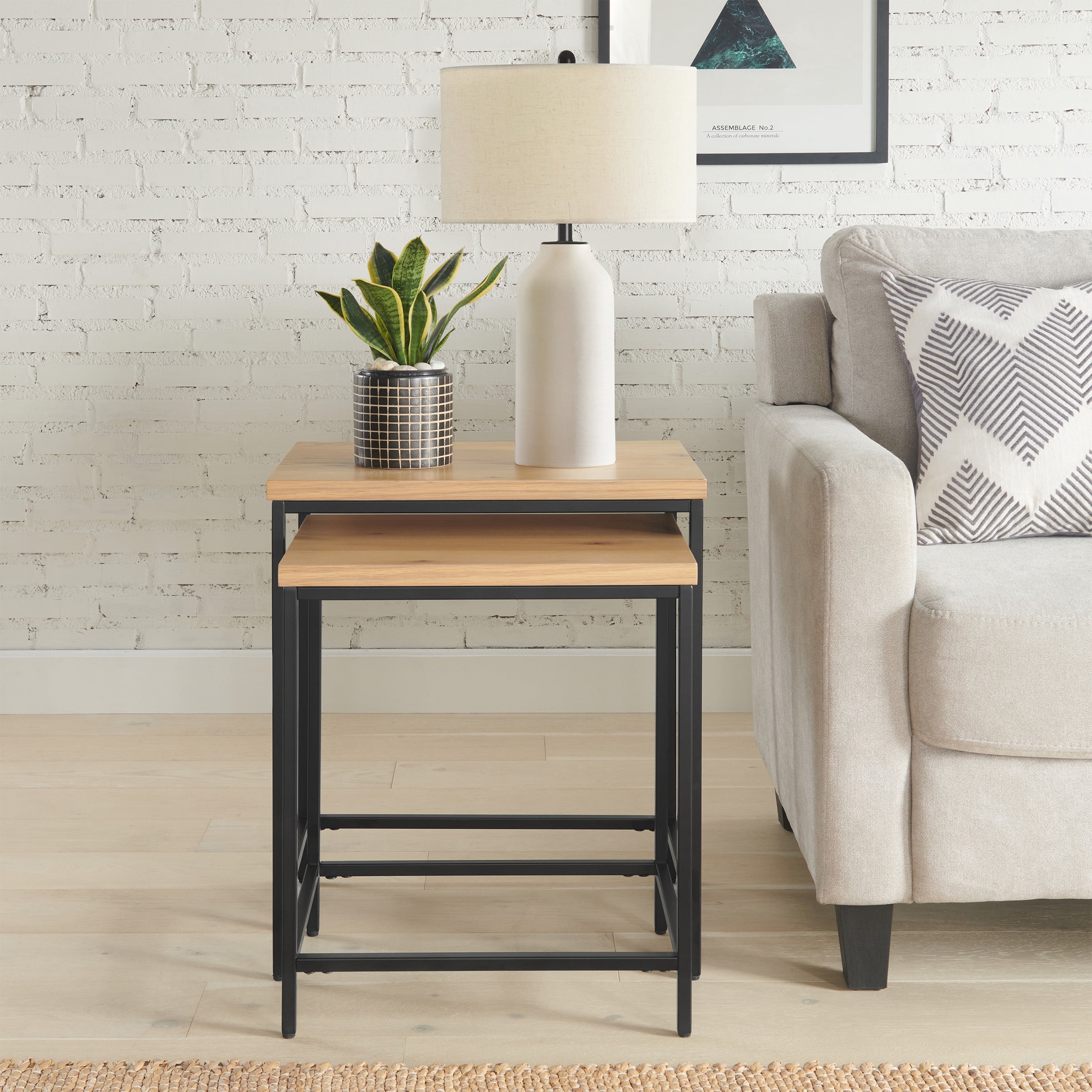 Lavish Home Set of 2 Modern Nesting Tables, End Tables for Living Room with Oak-Finished Top and Sturdy Metal Base