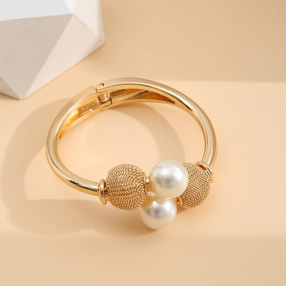 Exaggerated Alloy Open Bangle Bracelet With Large Faux Pearls Temperament Hand Jewelry For Women,Golden Color