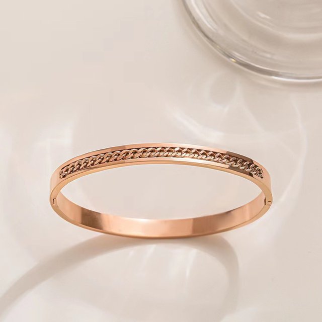 Pulsera de acero de titanio para mujer, pulsera de acero inoxidable que no se decolora, pulsera de joyería de temperamento de moda simple con incrustaciones de diamantes