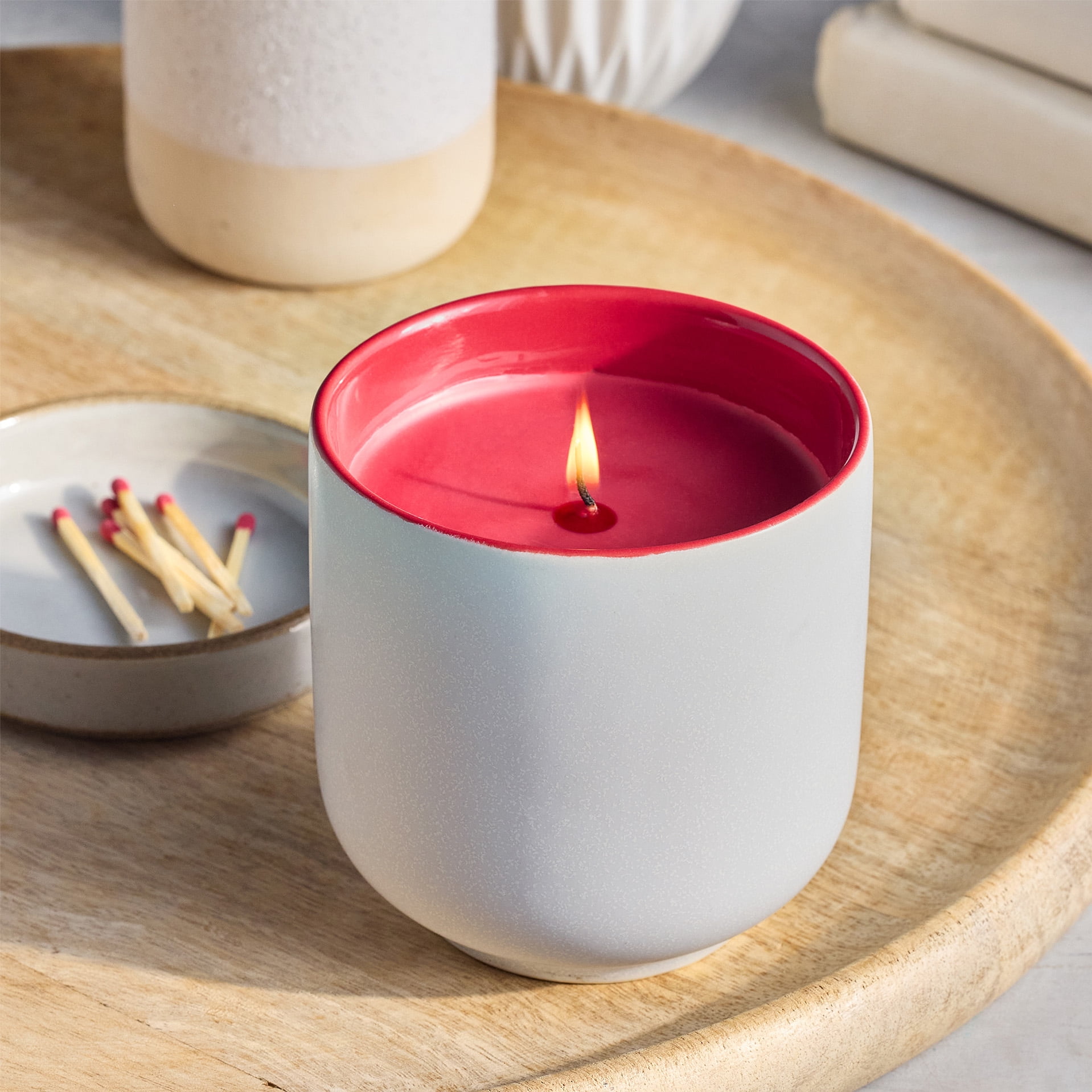 Better Homes and Gardens Juicy Mandarin 8 oz 1-Wick Ceramic Jar Candle