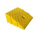 thumbnail image 1 of Rampa de acera ligera, rampa de plástico para automóvil, rampa de umbral de entrada para automóviles, motocicletas, sillas de ruedas, bicicletas, movilidad, 7 cm, 2,7 pulgadas, color amarillo, 1 of 4