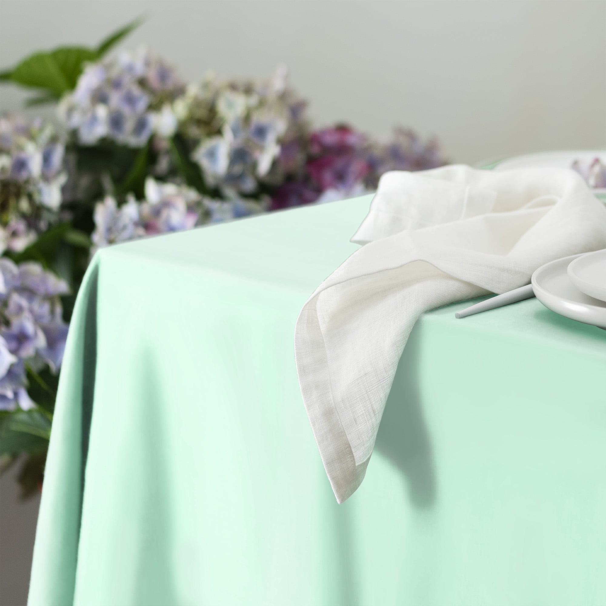 Way To Celebrate Rectangular Plastic Table Cover, Fresh Mint, 54 in x 108 in