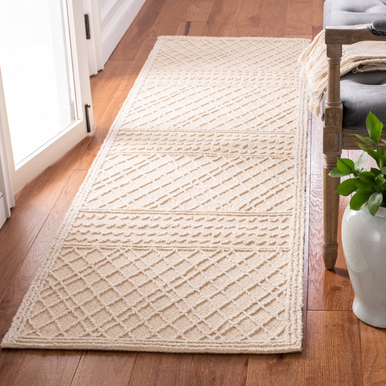SAFAVIEH Trace Galen Geometric Area Rug, Ivory, 8' x 10'