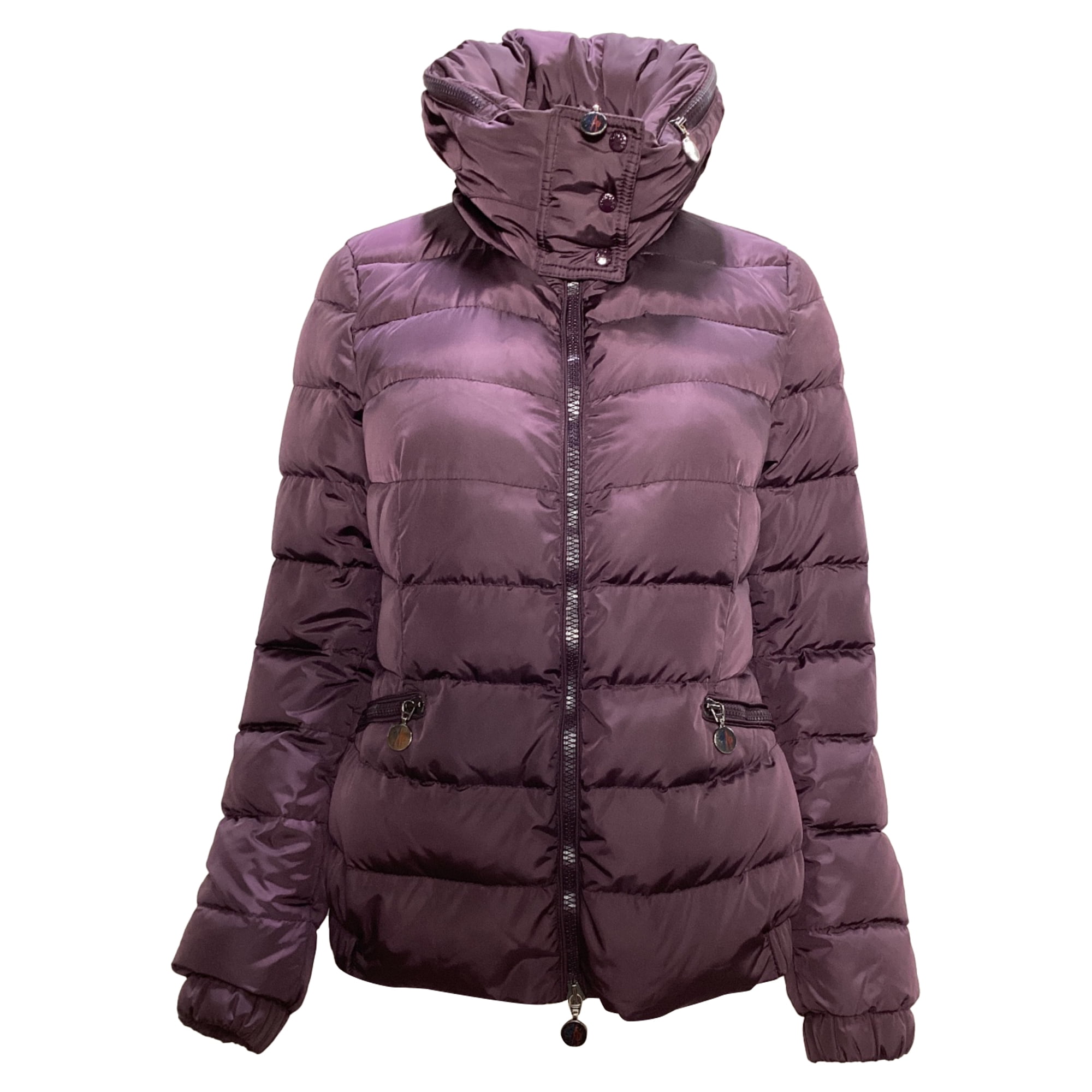 MONCLER【美品】SANGLIER ダウンジャケット 紫レディース モンクレール 紫 ダウンジャケット フード付き ショート丈