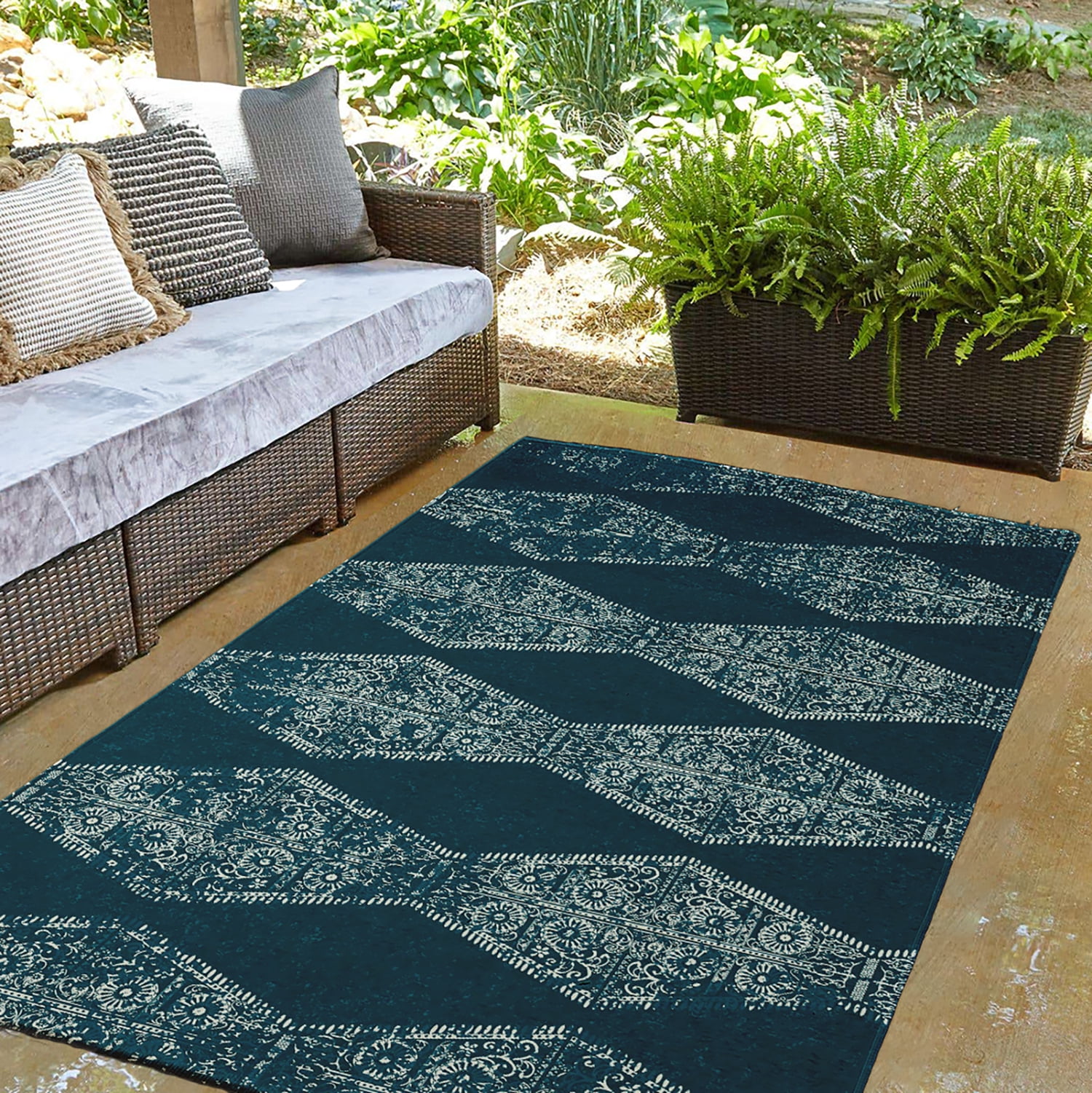 Simply Daisy 3' x 5' Teal Pyramid Stripe Chenille Indoor/Outdoor Rug