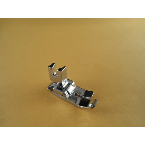 Standard Low Shank 1/4" Straight Stitch Presser Foot Singer Brother Baby Lock Pfaff, Viking Husqvarna #CY-719L