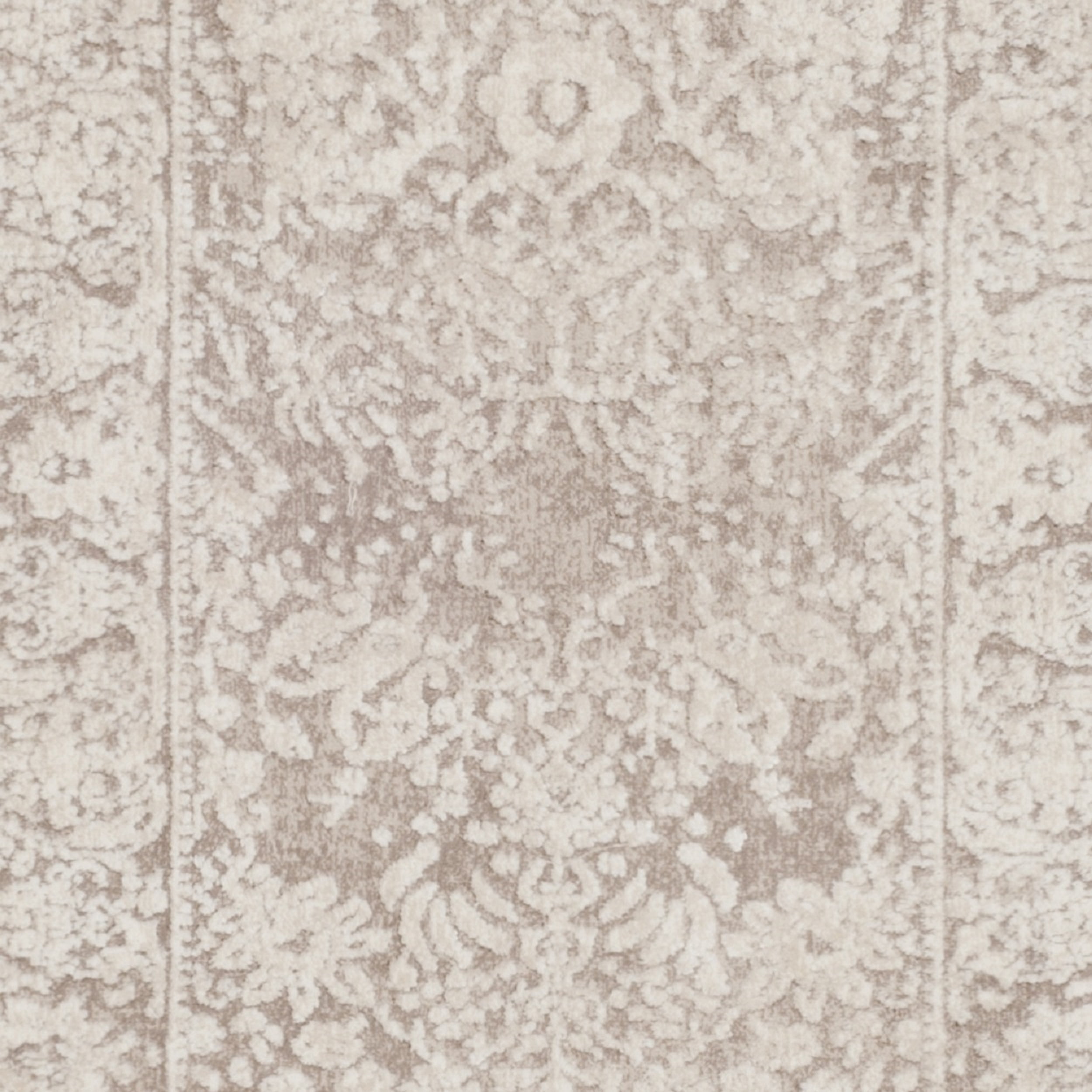 SAFAVIEH Reflection Lynna Traditional Runner Rug, Beige/Cream, 2'3" x 6'