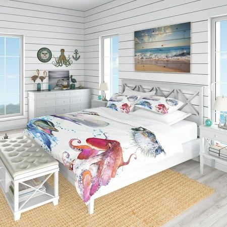 Coastal Life Bedding DESIGN ART Designart 'Amazing Undersea Life Collage' Nautical & Coastal Bedding Set - Duvet Cover & Shams ()