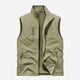 thumbnail image 1 of Camiseta sin mangas con cuello alto para hombre, color liso, para exteriores, con múltiples bolsillos, informal, de terciopelo y poliéster., 1 of 7