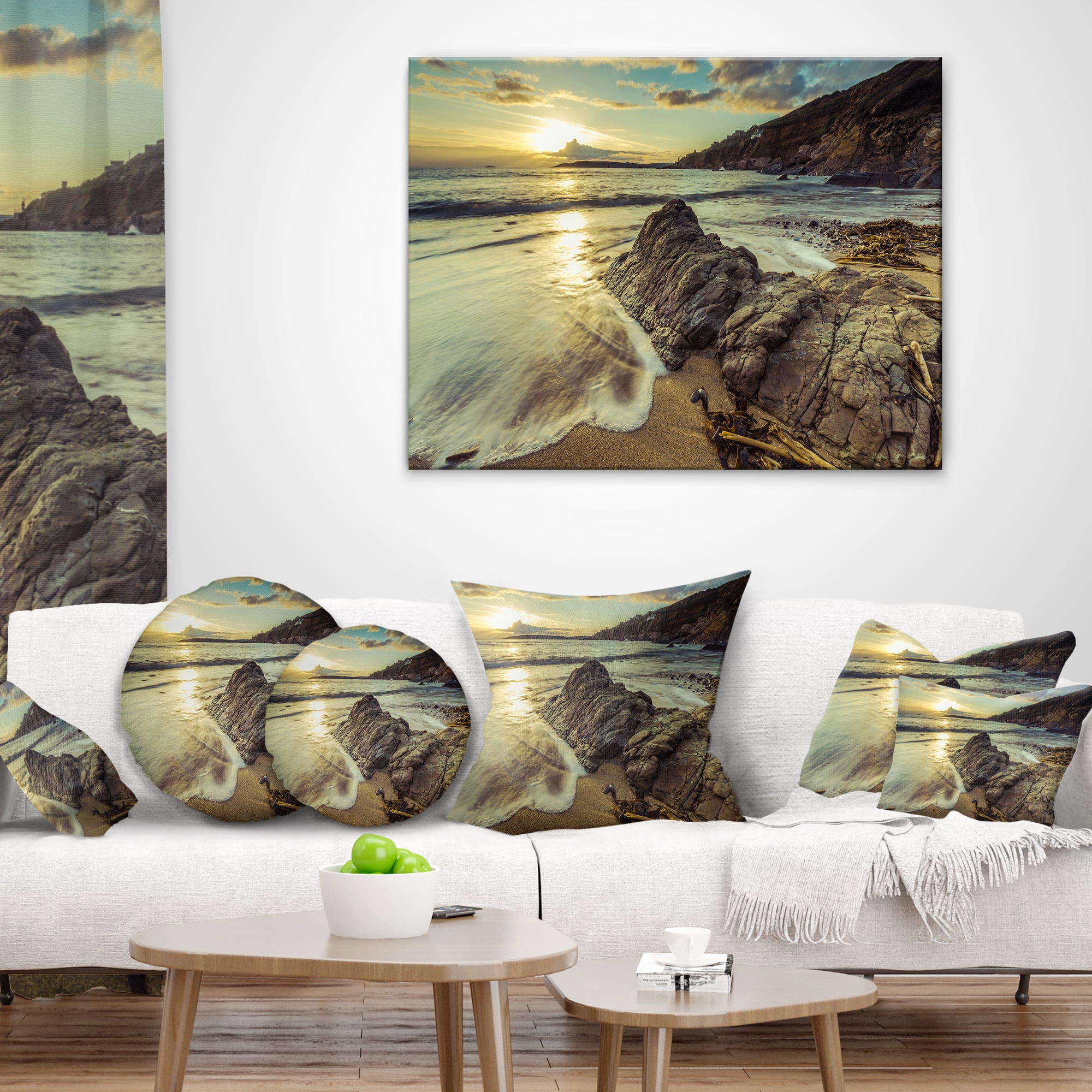 Designart Sunset at Beach Vintage Style - Modern Seascape Throw Pillow - 16x16