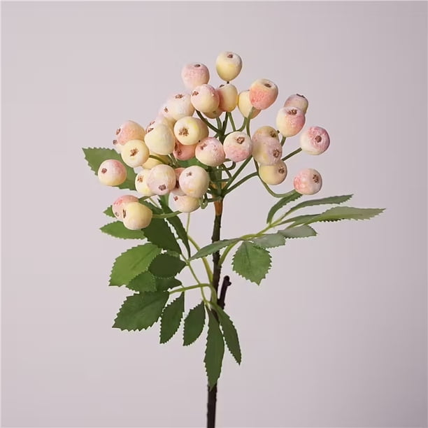 Una flor artificial, baya simulada, rama de decoración de árbol de Navidad, arándano escarchado, ramo de mano
