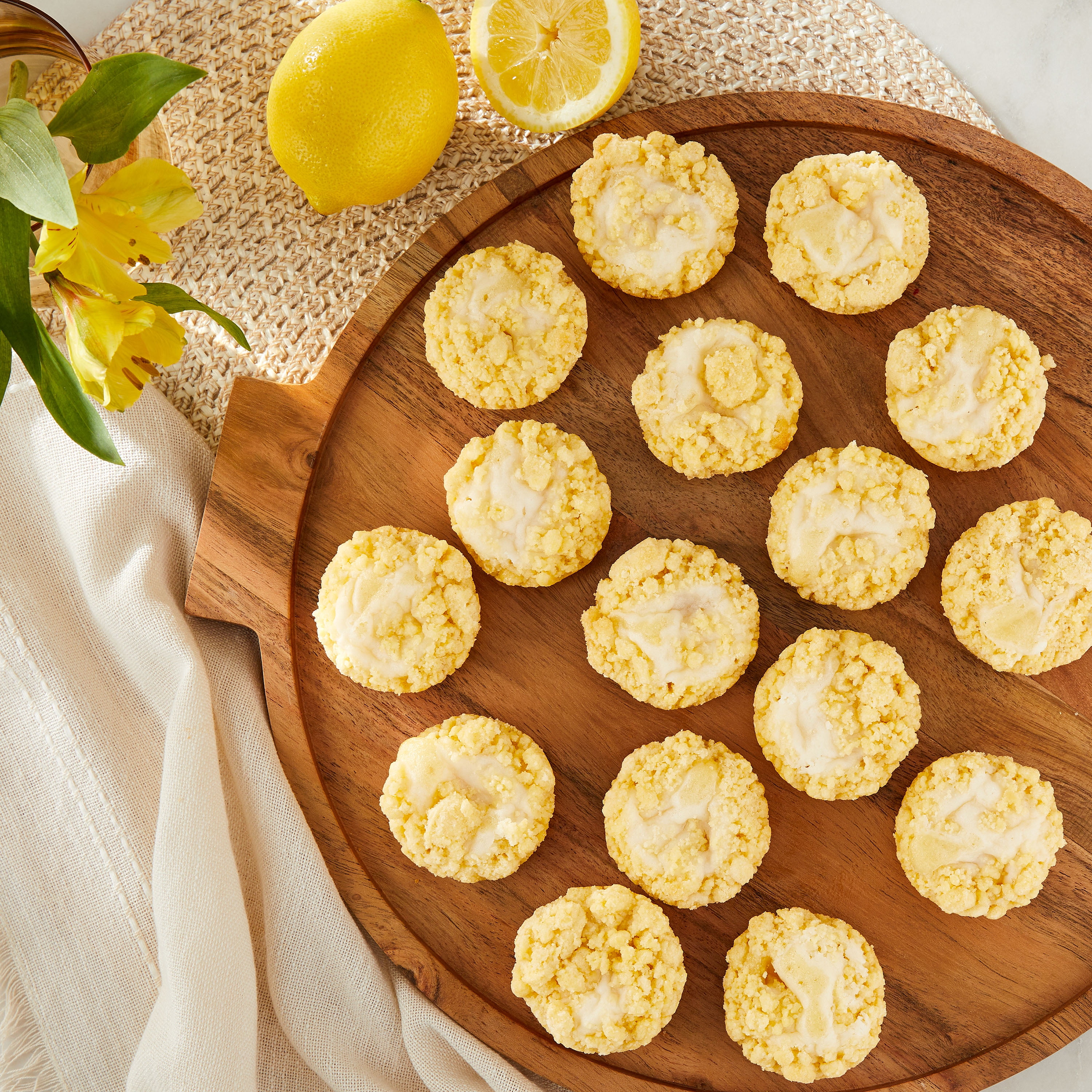 Freshness Guaranteed Lemon Cream Mini Cheese Cake Bites, 13.5 oz, 16 Count (Clamshell, Shelf-Stable/Ambient)