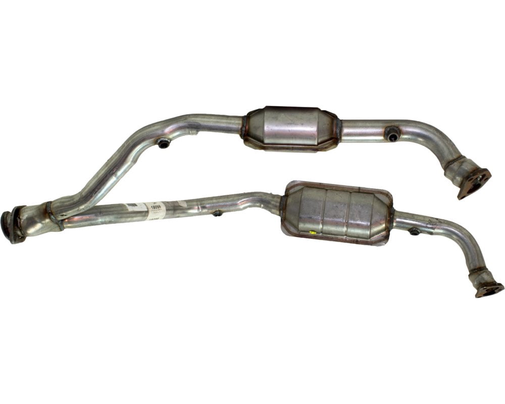Davico Mfg Catalytic Converter P/N:18098 Fits select: 1999-2004 LAND ROVER DISCOVERY II