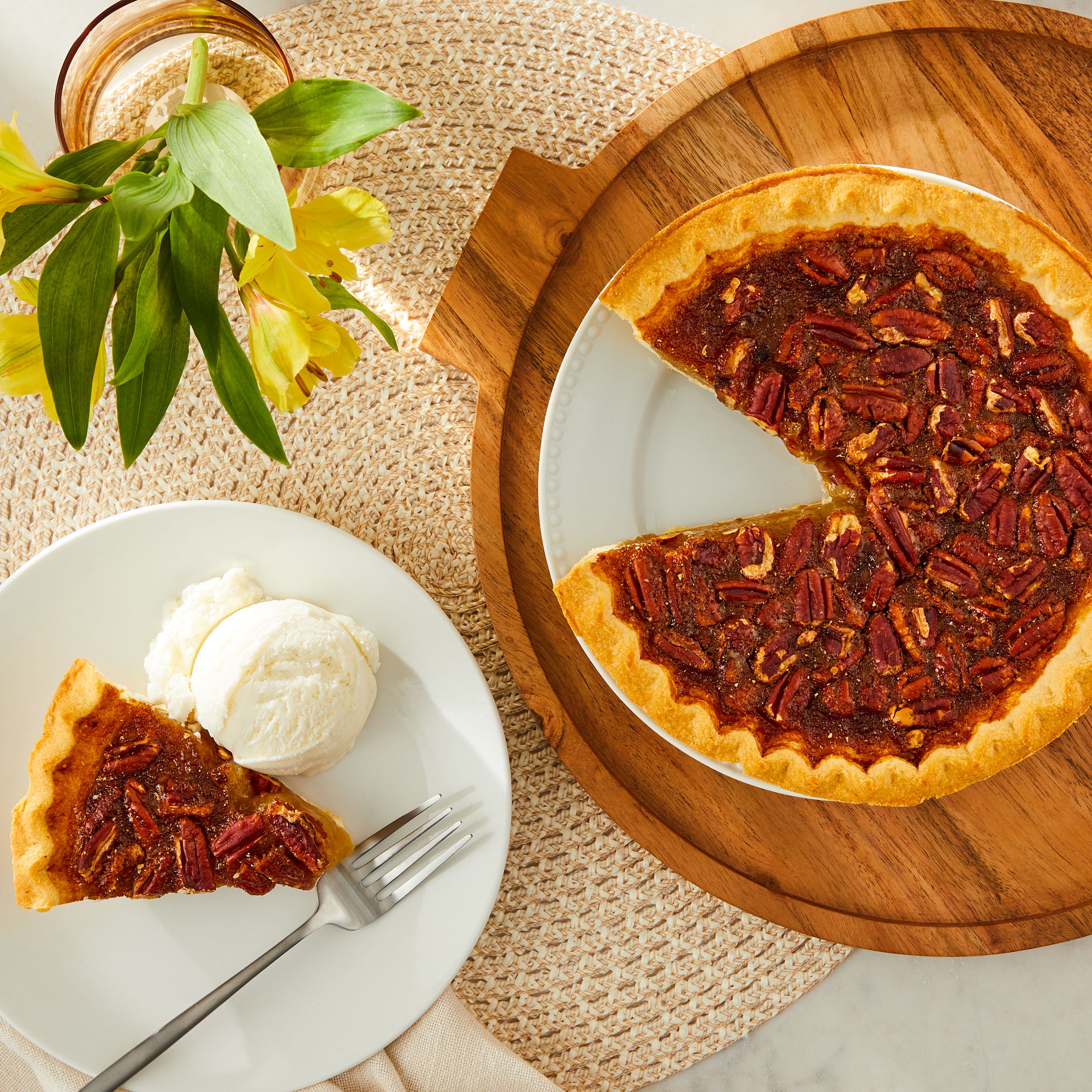 Marketside 8-inch Baked Pecan Pie, 23 oz Box, 1 Count