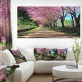 thumbnail image 1 of Design Art - Sentier des Fleurs de Cerisier à Chiang Mai, 1 of 3