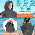 thumbnail image 4 of Poncho de Surf con Capucha y Toalla para Cambiarse para Niños de 3 a 7 Años, 4 of 7
