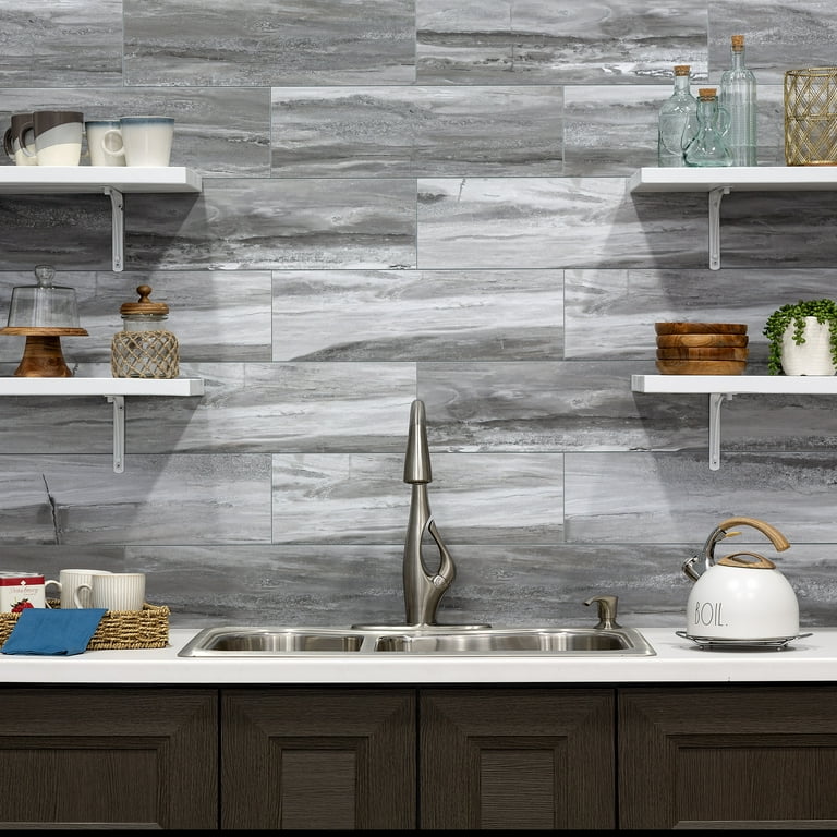 Palisade 22.8in x 7.31in Vinyl Wall Tile in Hermitage Granite