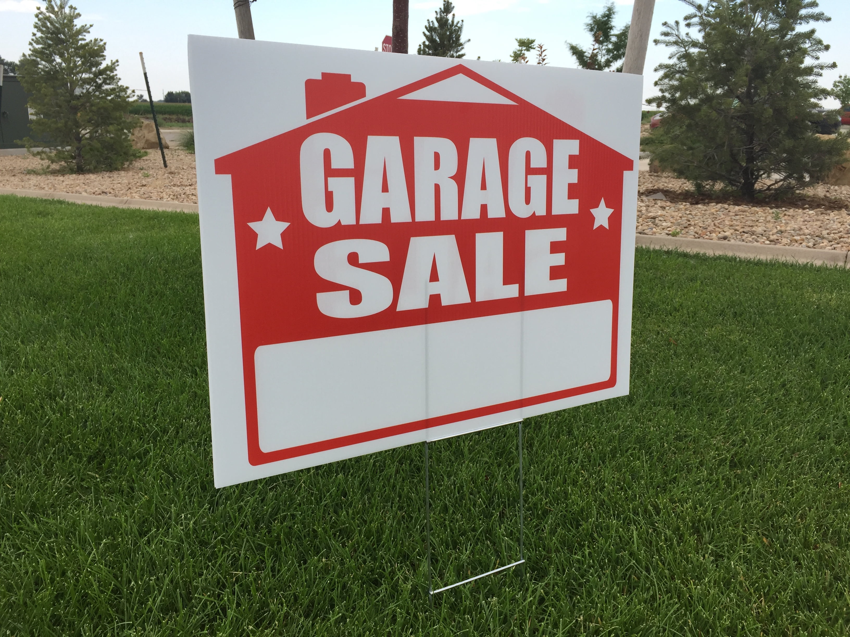 10 Pack Garage Sale Sign Kit with stakes, and arrow stickers