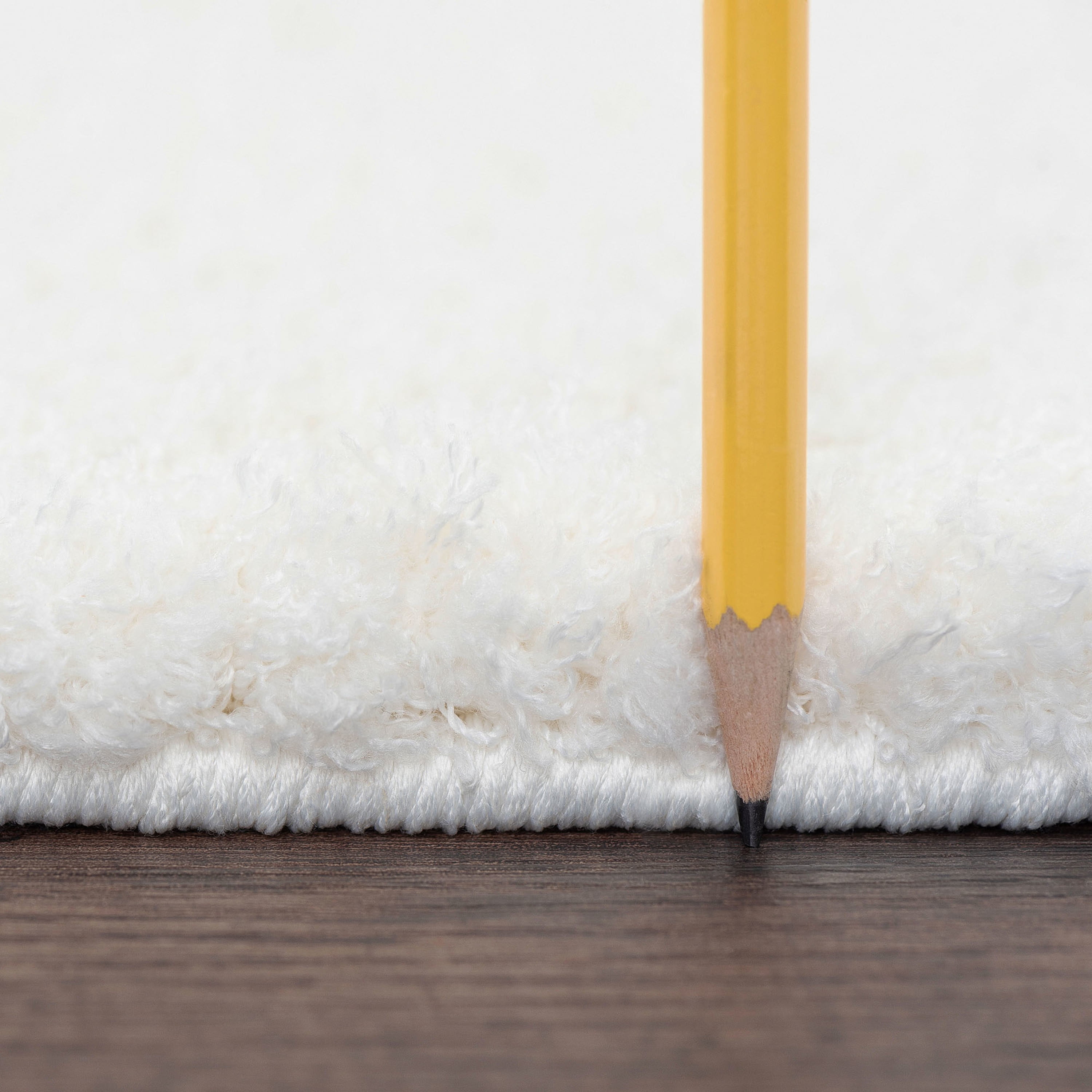 Shag 3x8 Area Rug Thick (2'7'' x 7'3'') Solid Cream Indoor Runner Easy to Clean